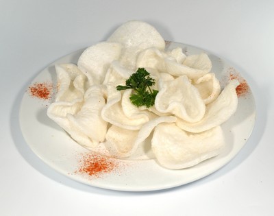 Шашлычок из куриной грудки под мармеладным маринадом.