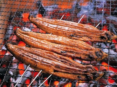 Двухсоставный рыбный рулет пикантный