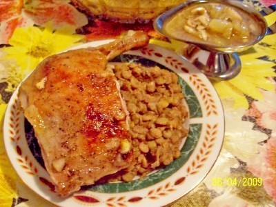 Курочка в сливочно-горчичной заливке с картофелем.