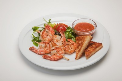 ШАШЛЫК ИЗ СЕМГИ С ФРУКТАМИ