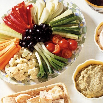 Тсацики -соус к мясу