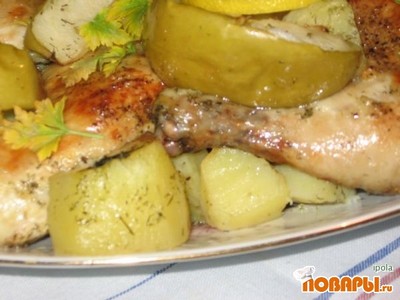 Лимонные куриные окорочка на подушке из овощей