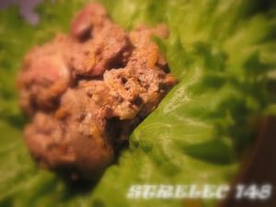 Почки с грибами в сметанном соусе.